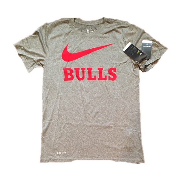 Nike Other - Chicago Bulls Nike Men’s Dri Fit Shirt Small